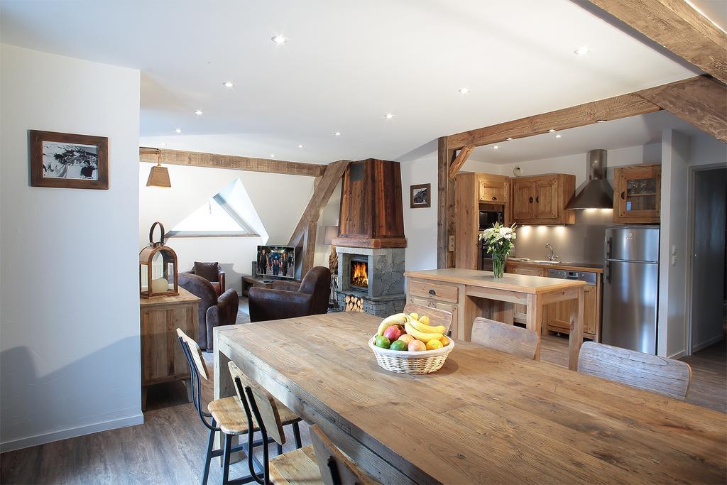 Chalet La Fedora - Appartements De Charme Vaujany Exterior photo